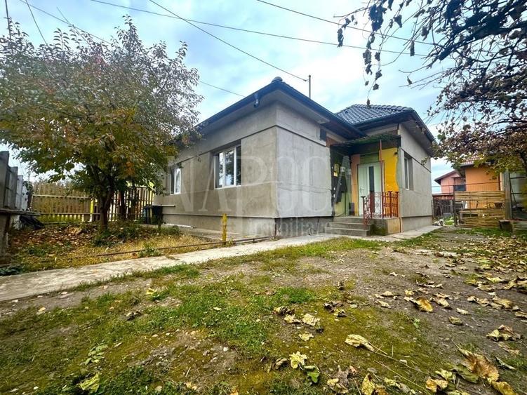 Casă individuală cu 3 camere cu Canalizare în Someșeni