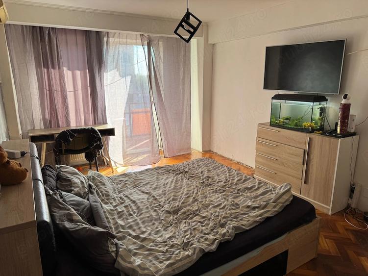 Apartament cu 3 camere decomandat în Decebal