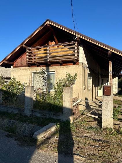 Casă cu 3 camere în Ardusat