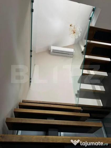 Apartament cu 4 camere decomandat în Central
