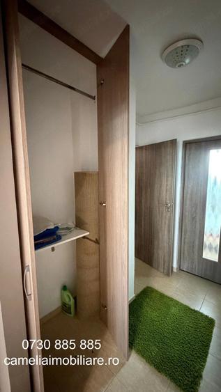 Apartament cu 3 camere semidecomandat în Mărășești