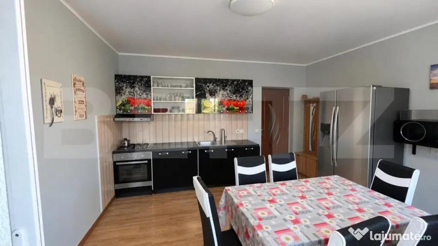 Casă cu 5 camere cu Teren 4200 Mp în Păuliș