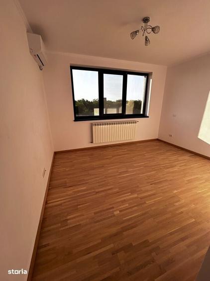 Casă cu 4 camere în Dumbrăveni