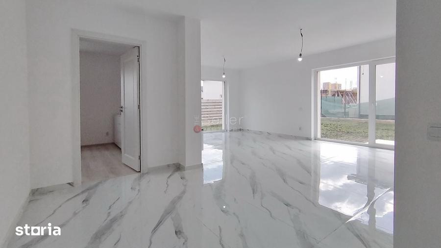 Casă cu 3 camere cu Teren 500 Mp în Noua