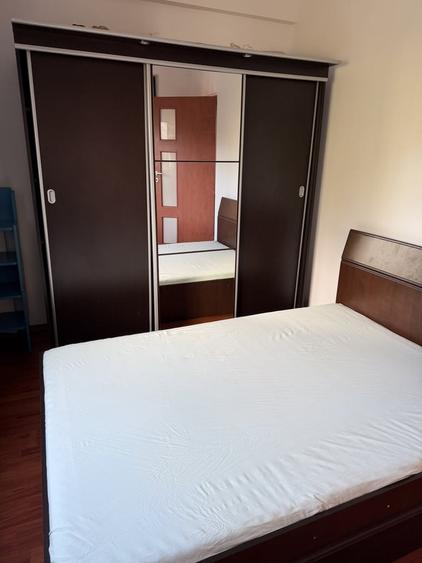 Apartament cu 2 camere semidecomandat în Pajura