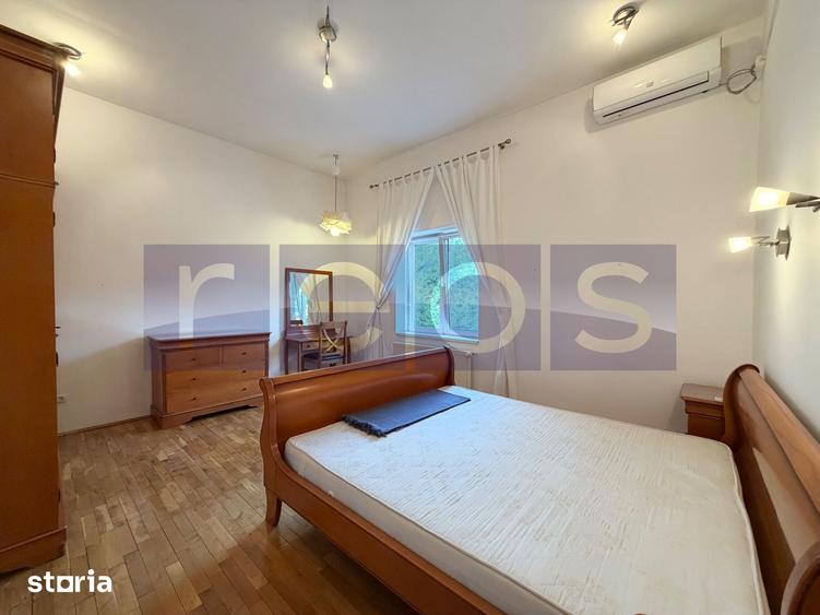 Apartament cu 3 camere în Primăverii