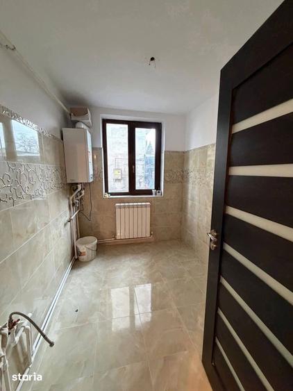 De vanzare apartament cu 2 camere ?i 2 debarale, zona Ultracentrala - 2