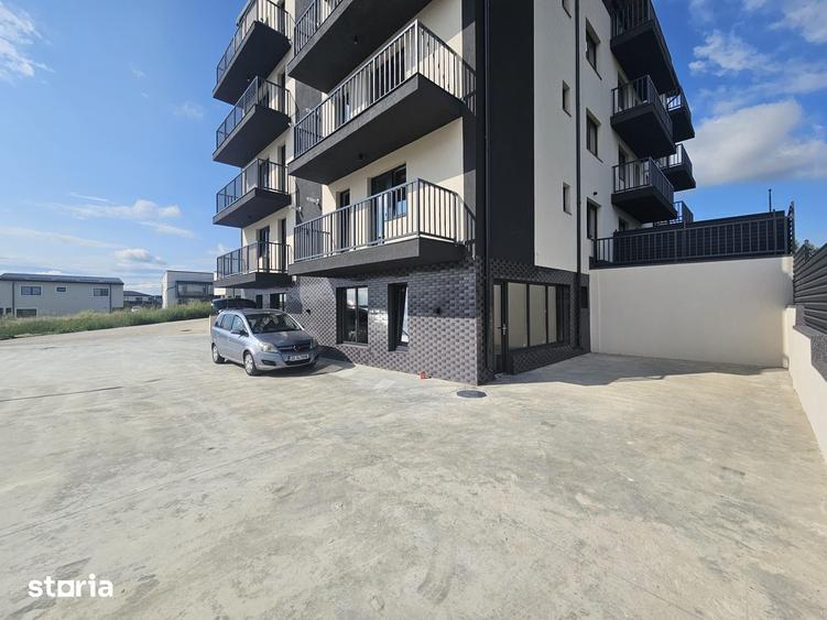 Spațiu comercial, de 125 mp, în Podu Roș