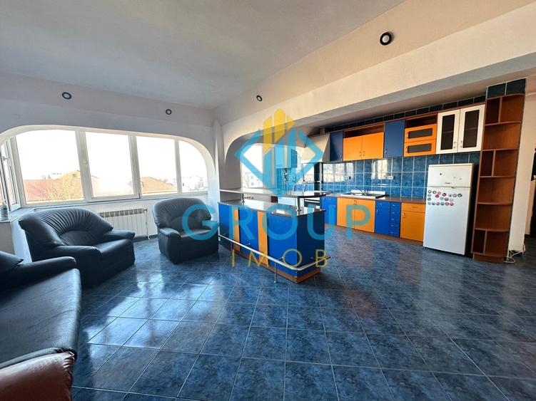 Apartament cu 3 camere decomandat în 9 Mai