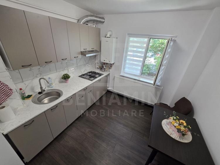 Apartament cu 2 camere decomandat în Brazda lui Novac