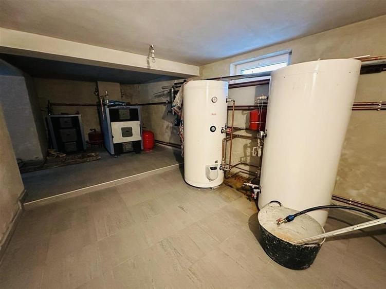 Hotel/Pensiune, de 955 mp, în Arieșeni