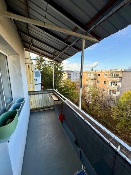 Apartament cu 3 camere decomandat în Lenin