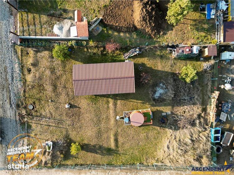 Teren intravilan 520 mp cu casuta din lemn,zona linistita,aproape de o - 7