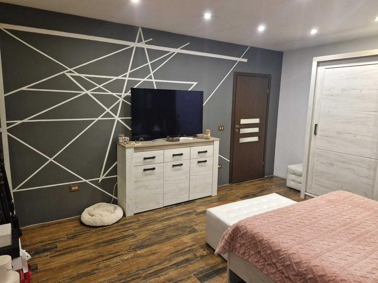 Casă cu 3 camere în Central