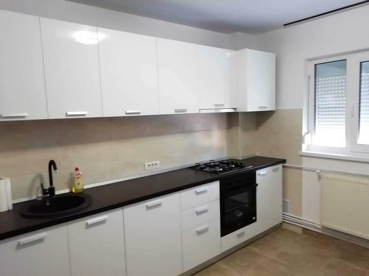 Apartament cu 2 camere decomandat în Ultracentral