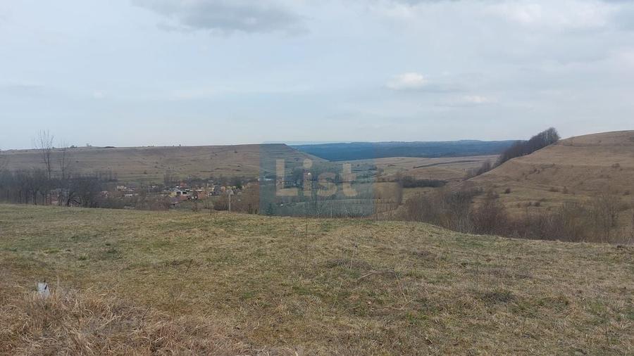Casă cu 2 camere cu Teren 2295 Mp în Mărgău