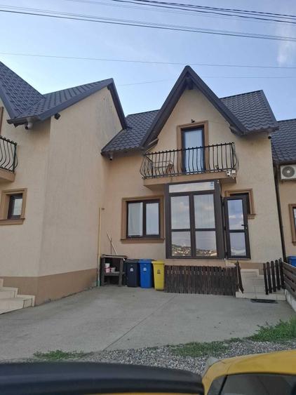 Casă cu 3 camere în Lisaura