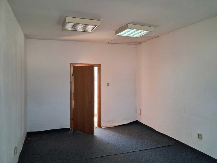 Spațiu comercial, de 100 mp, în Militari