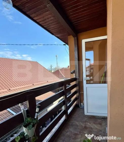 Casă cu 5 camere cu Teren 260 Mp în Central