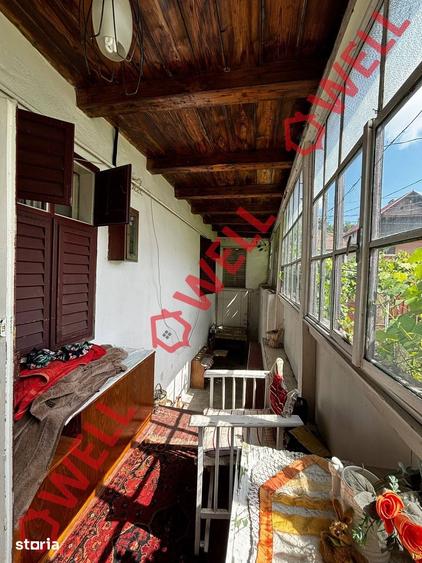 Casă cu 2 camere cu Teren 493 Mp în Bunești