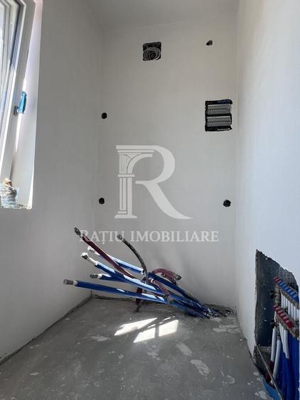 Casă individuală cu 4 camere cu Canalizare în Dealuri Oradea