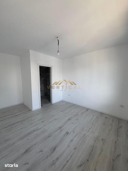 Casă cu 4 camere cu Teren 315 Mp în Vidra