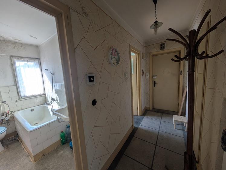 Apartament cu 2 camere nedecomandat în Ultracentral