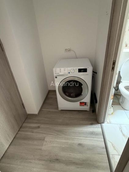 Vand apartament 2 Camere in Caracal ,cartier gara