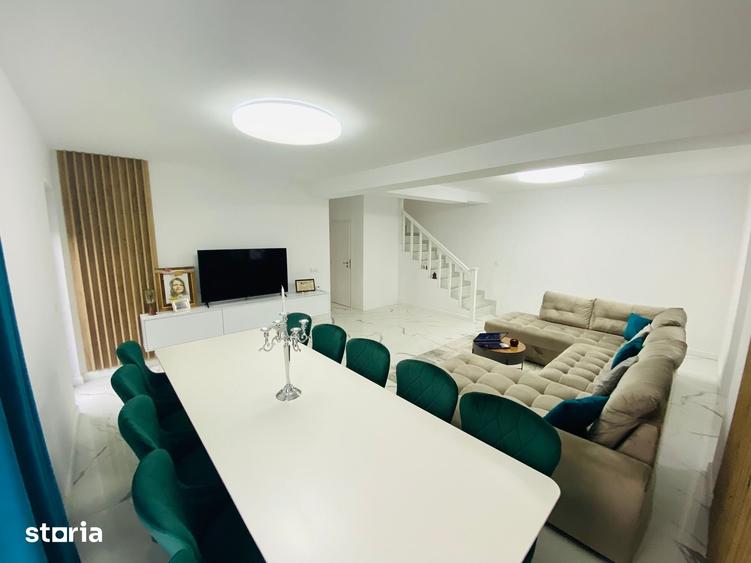 Casă cu 5 camere cu Teren 377 Mp în Rediu