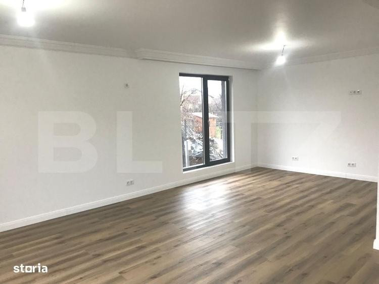Casă cu 4 camere cu Teren 400 Mp în Valea