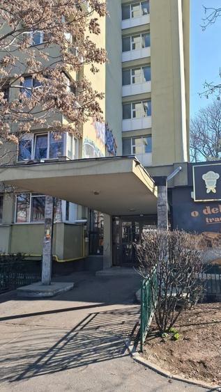 Garsonieră semidecomandată în Gorjului