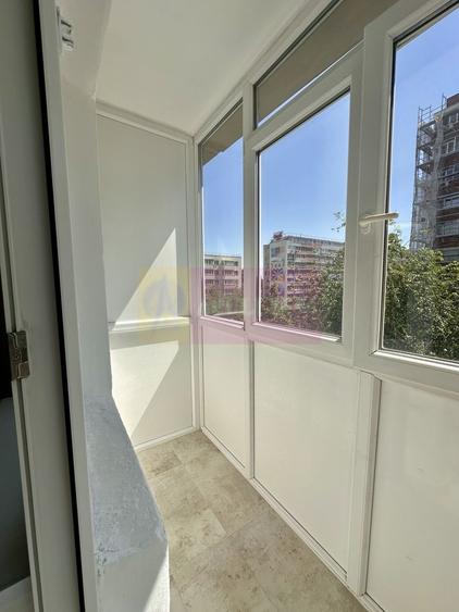 Apartament cu 4 camere semidecomandat în Ștefan cel Mare
