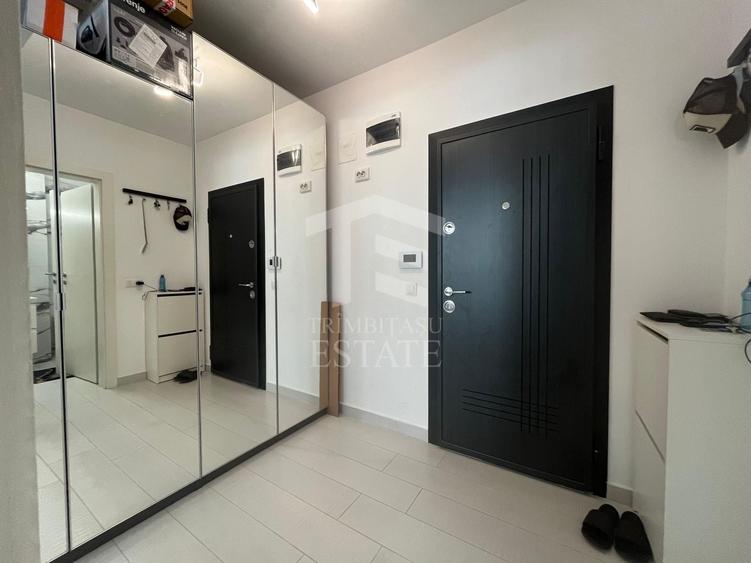 Apartament cu 2 camere semidecomandat, mobilat în Sălaj