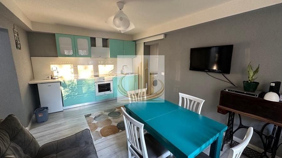 Apartament cu 2 camere semidecomandat, mobilat în Take Ionescu