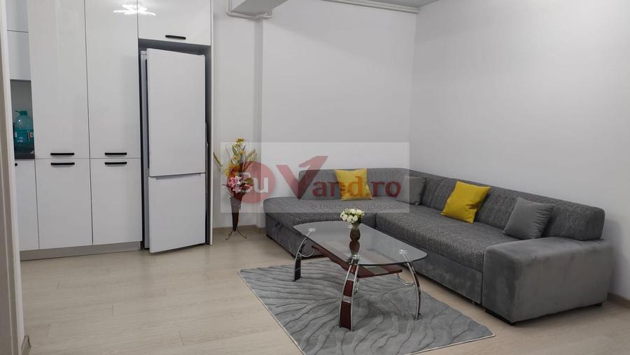 Apartament cu 2 camere semidecomandat, mobilat în Micro 17
