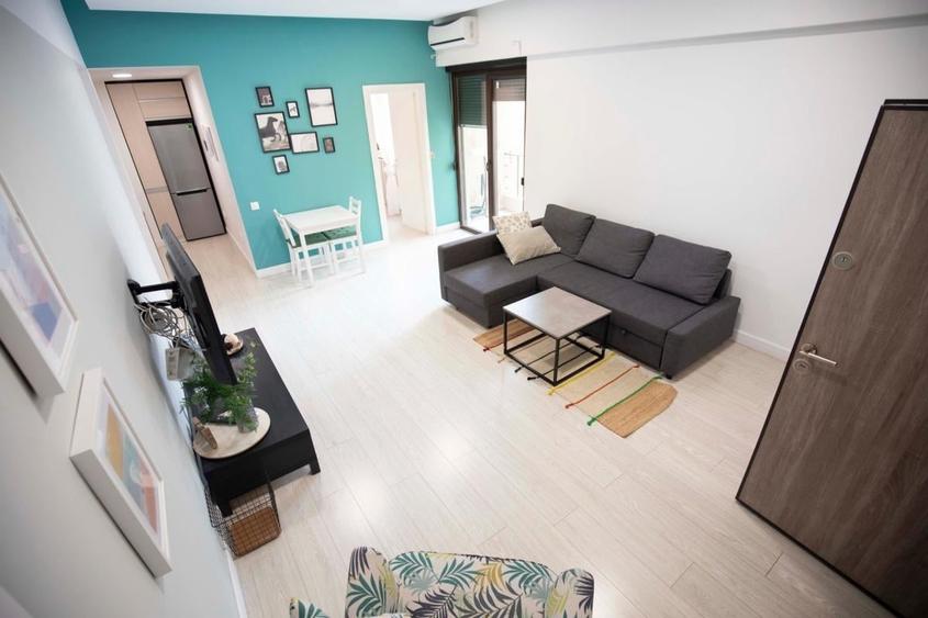 Apartament cu 2 camere semidecomandat în Calea Victoriei