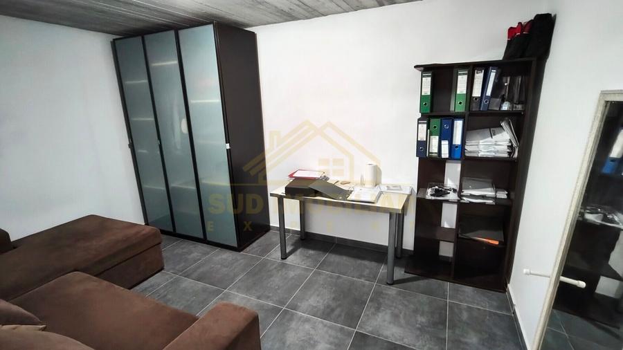 Spatiu comercial / birouri / depozitare - 128.6 mp - 3 locuri parcare in pret - 15