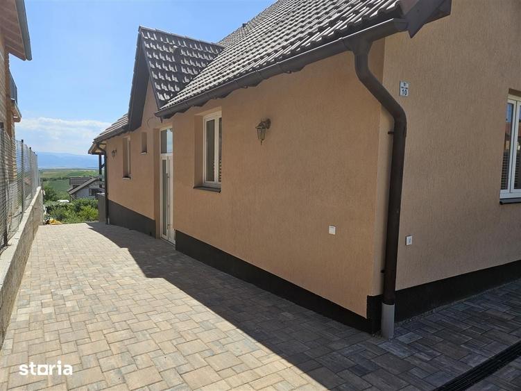 Casă cu 3 camere cu Teren 500 Mp în Șura Mare