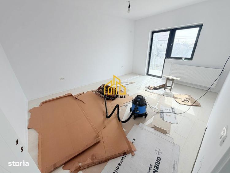 Casă cu 4 camere cu Teren 250 Mp în Clinceni