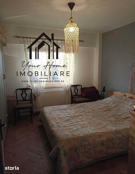 Apartament cu 3 camere decomandat în Sărari