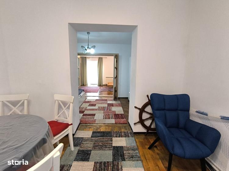 Apartament cu 3 camere semidecomandat în Central