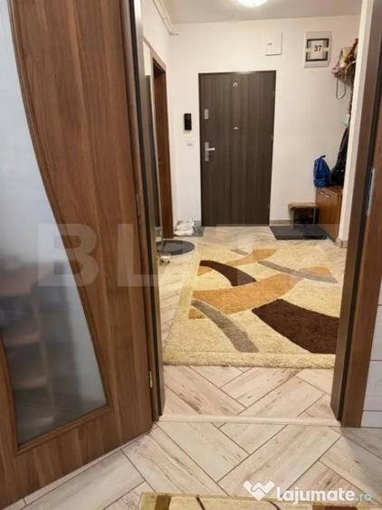 Apartament cu 2 camere decomandat în Pietroasa