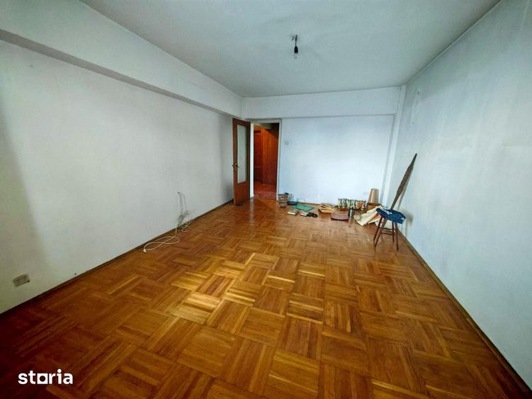 Apartament cu 4 camere decomandat în Obor — fotografia 2