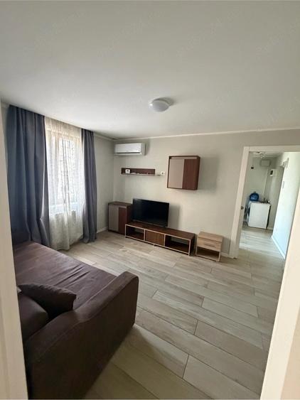 Apartament cu 2 camere nedecomandat în Central