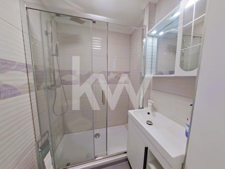 Apartament cu 3 camere decomandat, mobilat în Noua