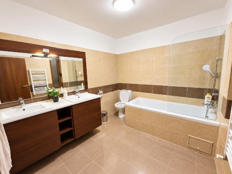 Casă individuală cu 4 camere cu Teren 850 Mp în Tărtășești