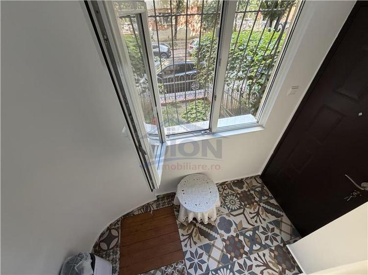 Decebal - Th. Sperantia , 2 camere, 48mp, balcon, boxa, amenajat, mobilat si uti - 13
