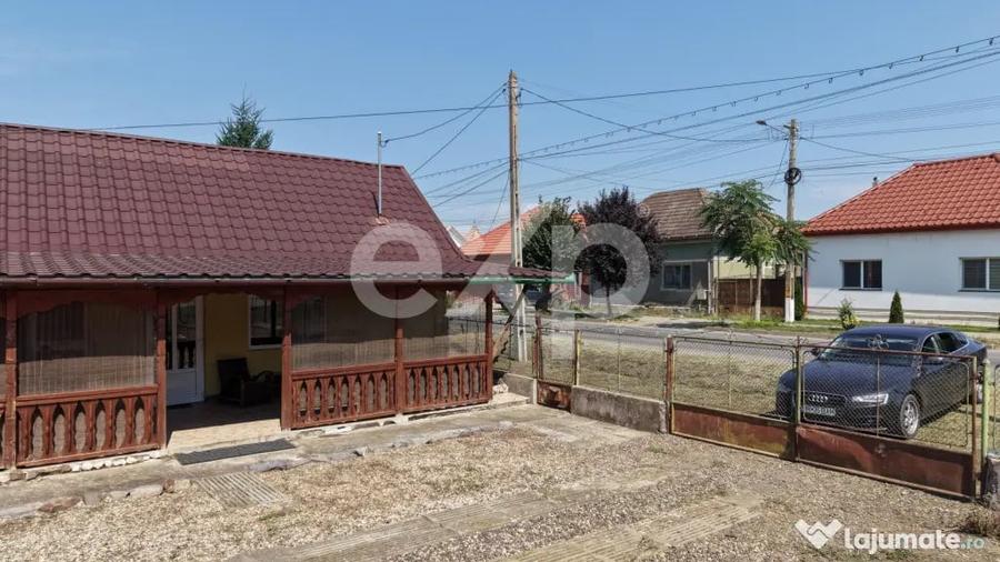 Casa + teren, Iernut, jud. Mure?, Str. Dacia Traiana, Nr. - 8
