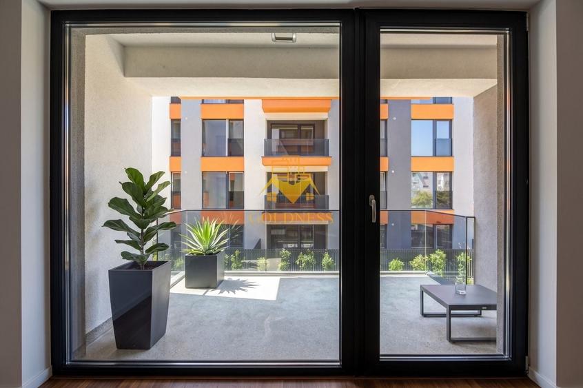 Apartament cu 2 camere semidecomandat în Mărăști