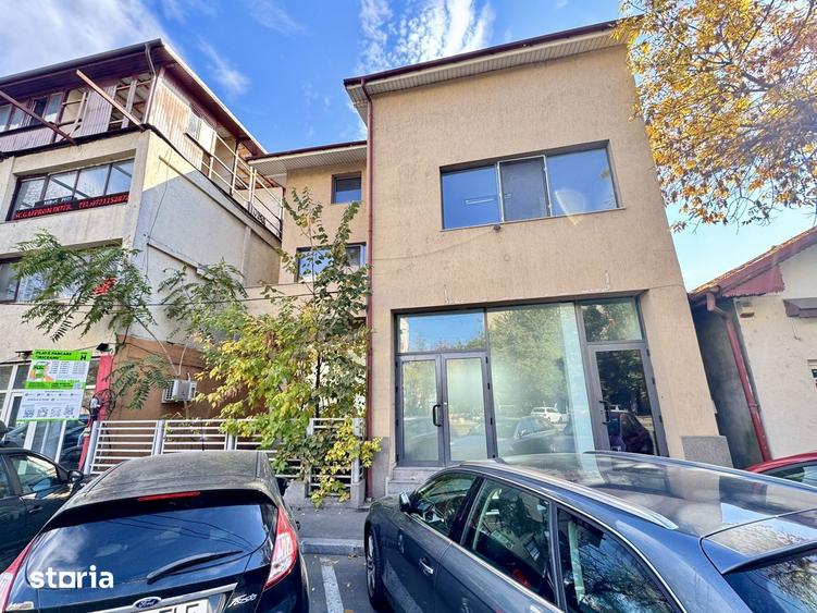 Spațiu comercial, de 270 mp, în Apărătorii Patriei
